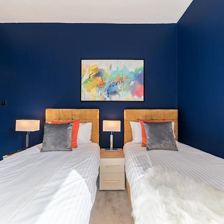 Apartamento Stylish Luxury Large 4Br Kingbed Barrow-in-Furness Exterior foto