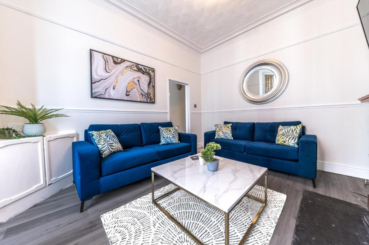 Apartamento Stylish Luxury Large 4Br Kingbed Barrow-in-Furness Exterior foto