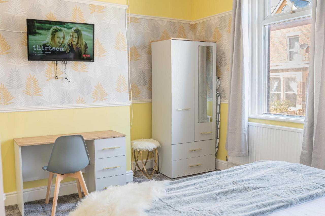 Apartamento Stylish Luxury Large 4Br Kingbed Barrow-in-Furness Exterior foto